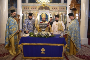 Η Παραμονή των Αγίων Θεοφανείων στην Ι.Μ. Μαρωνείας και Κομοτηνής