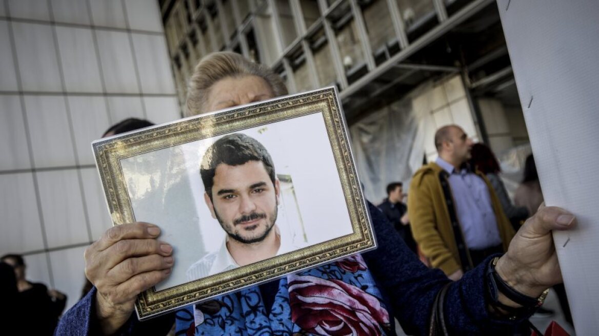 Το χρονικό της υπόθεσης του Μάριου Παπαγεωργίου που συγκλόνισε την Ελλάδα-Σοκαριστική μαρτυρία κρατούμενου – Βρέθηκε κρανίο με τρύπα από σφαίρα