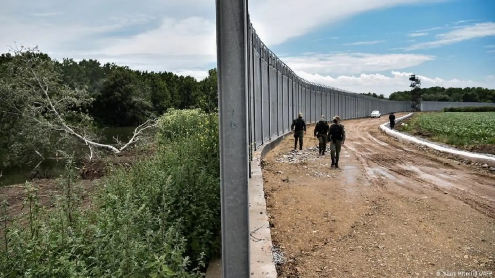 Στ. Καλαφάτης: «Εθνική αναγκαιότητα ο φράχτης στον Έβρο. Η προσπάθεια για ευρωπαϊκή χρηματοδότηση θα συνεχισθεί»