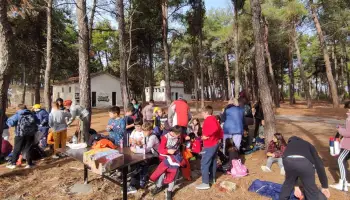 Λίμνη Βιστωνίδα: Eθελοντικός καθαρισμός από τον Πολιτιστικό Σύλλογο Νέας Κεσσάνης, αλλά και παρατήρηση πουλιών, ζωγραφική, τοξοβολία και βόλτα με κανό καγιάκ μέσα στη λίμνη (video)  