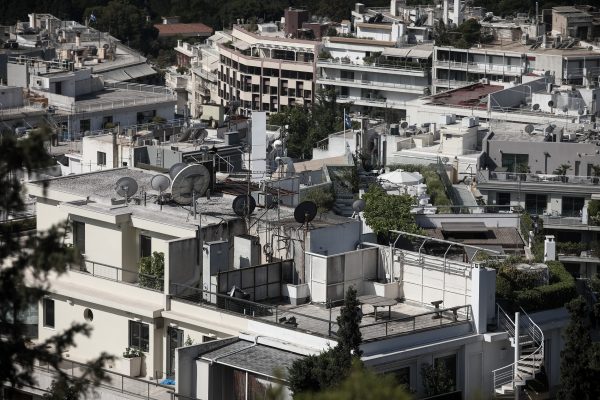 ΑΑΔΕ: Ξεκινά ελέγχους «πόθεν έσχες» σε όσους αγόρασαν ακίνητα με μετρητά