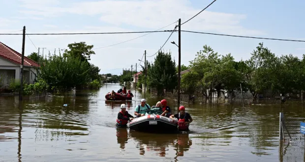 Καρδίτσα: συνεχίζεται ο απεγκλωβισμός πλημμυροπαθών- Πληροφορίες για αγνοούμενους στην Μεταμόρφωση