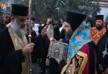 Υποδοχή Τίμιας Κάρας της Αγίας Μεγαλομάρτυρος Βαρβάρας στη Μητρόπολη Μαρωνείας