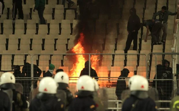 Αντιδράσεις των κομμάτων της αντιπολίτευσης στα νέα μέτρα της κυβέρνησης για την αντιμετώπιση της οπαδικής βίας