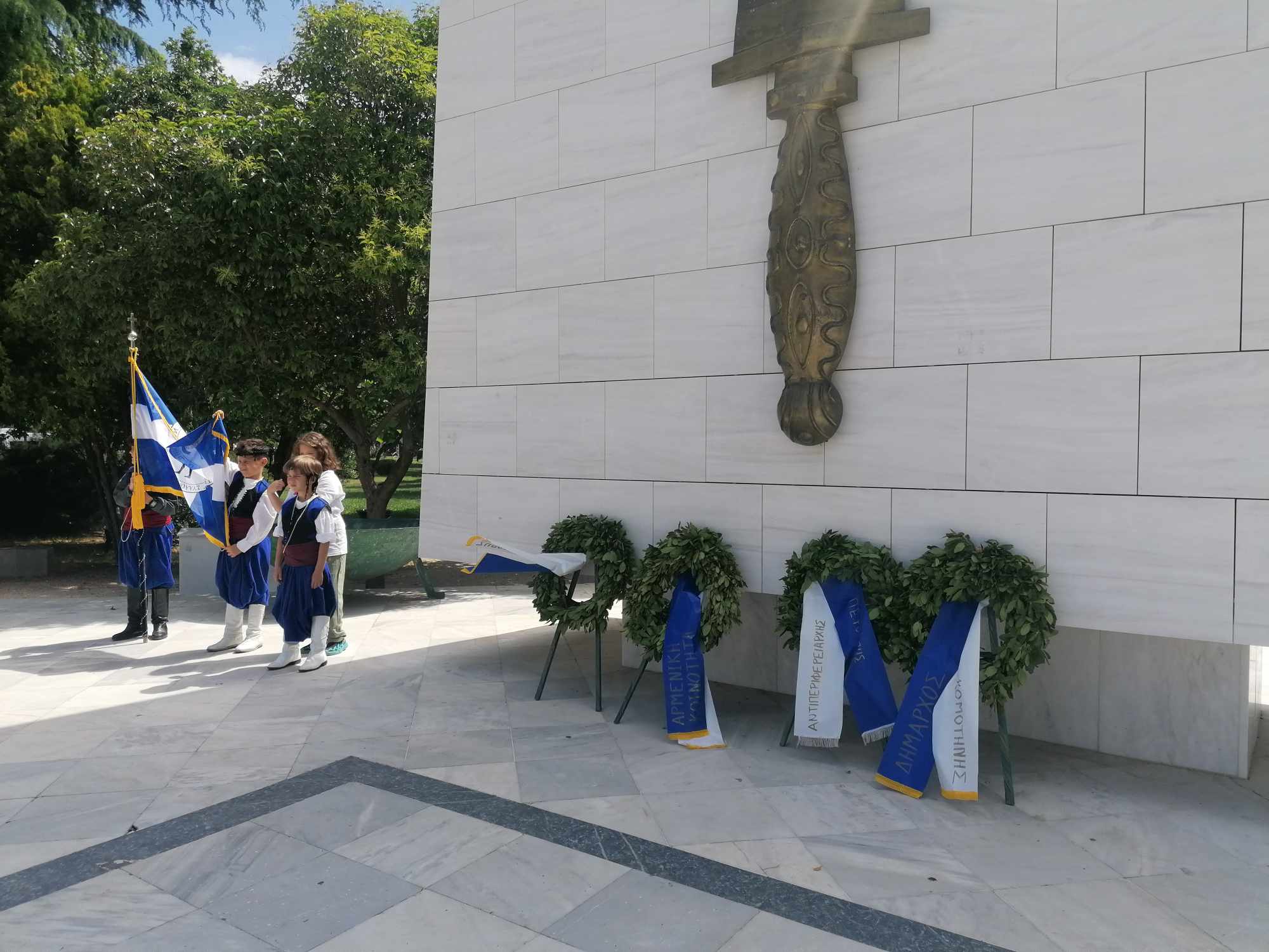 Η Κρητική Αδελφότητα Νομού Ροδόπης δεν ξεχνάει τους υπερασπιστές της ελευθερίας (φωτος)