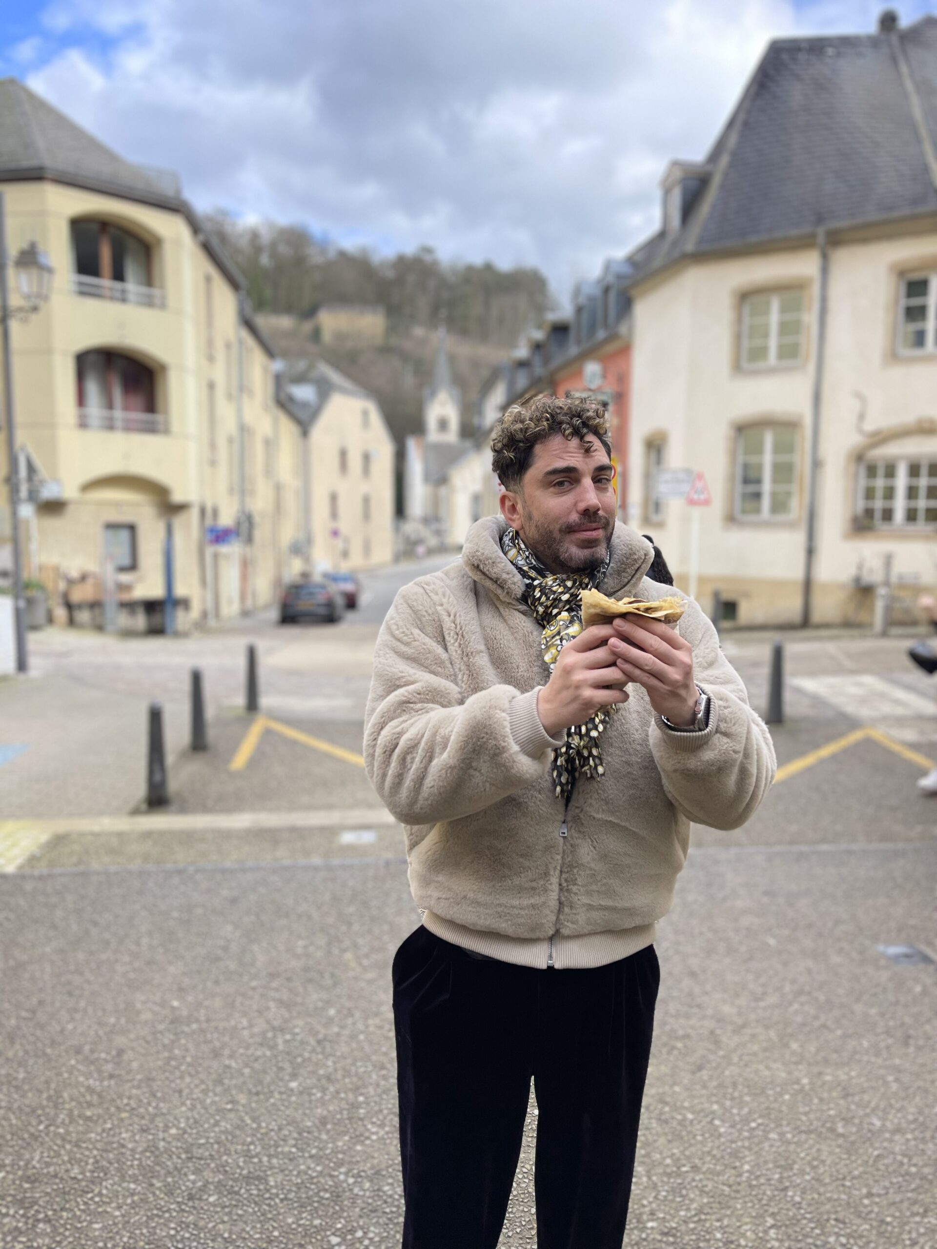Ιάκωβος Γκόγκουα: Μαγευτικές εικόνες από το ταξίδι του στο Λουξεμβούργο !