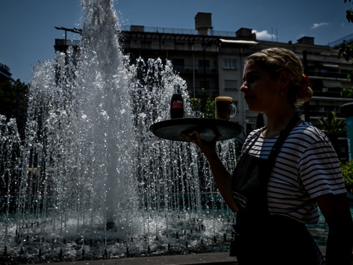 Έκτακτα μέτρα από την κυβέρνηση για την προστασία των εργαζομένων του Ιδιωτικού Τομέα, λόγω καύσωνα-Αναλυτικά