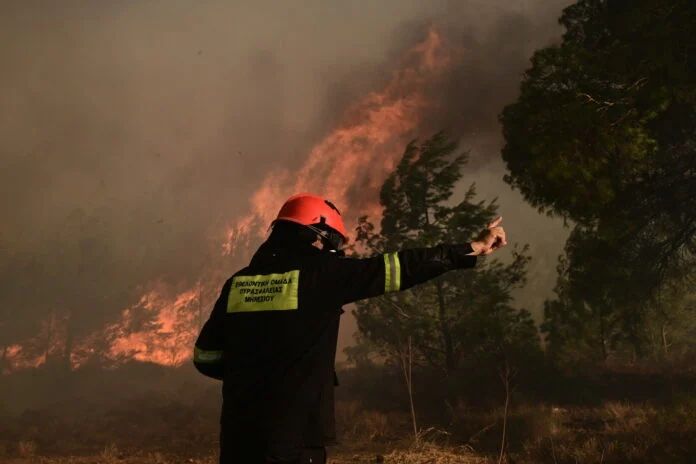 ΣΥΡΙΖΑ: Εξαπολύει νέα σκληρή επίθεση  στην κυβέρνηση  με αιχμή την πολιτική της για τις πυρκαγιές