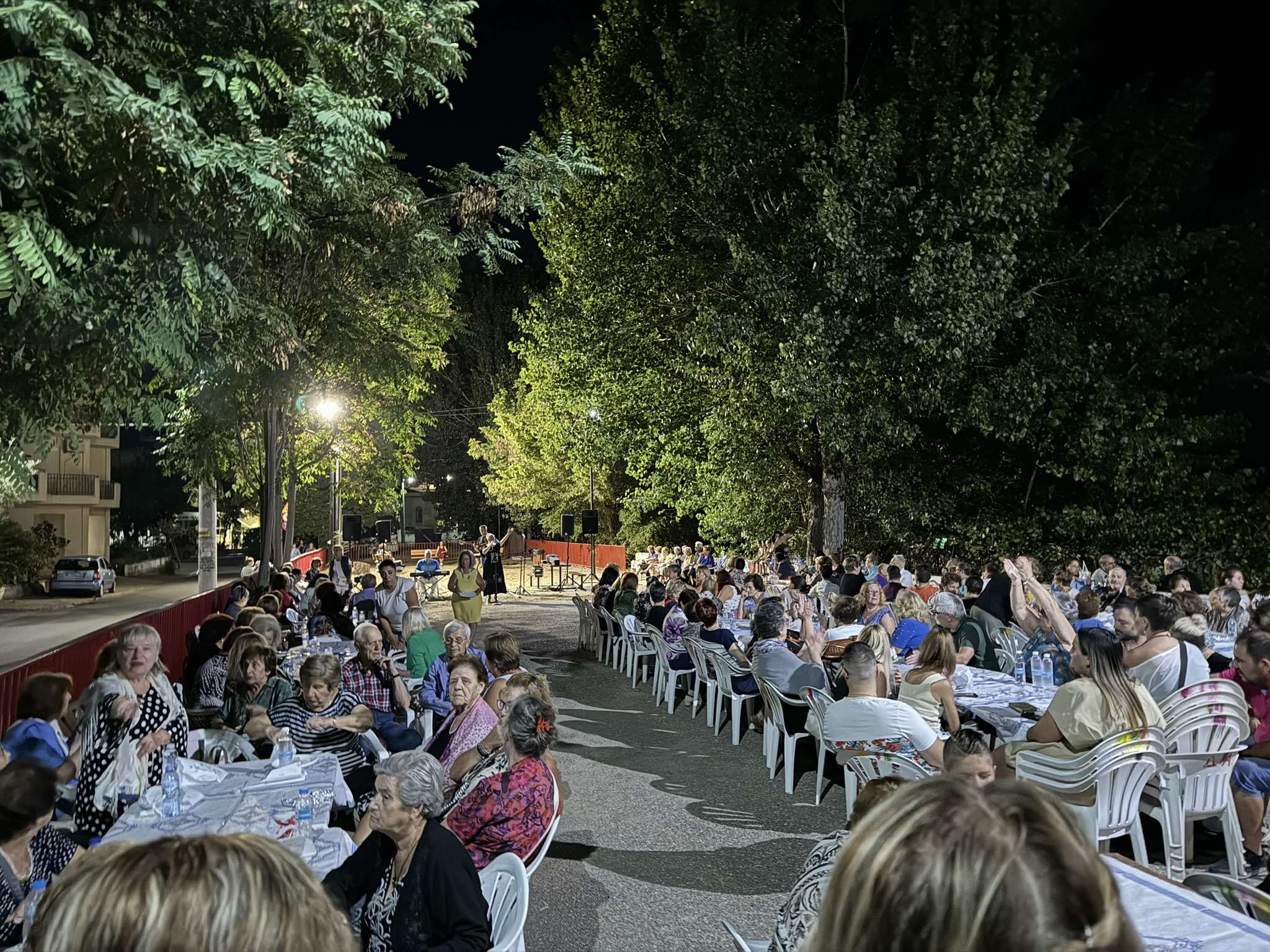 Μουσική, χορός και ζωντάνια στη Γιορτή Φλαμουριού του Συλλόγου Συνοικισμού Σταθμού Κομοτηνής (φωτος)