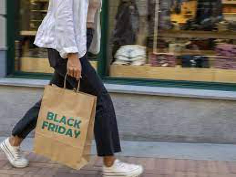 Πότε ξεκινούν οι προσφορές της Black Friday