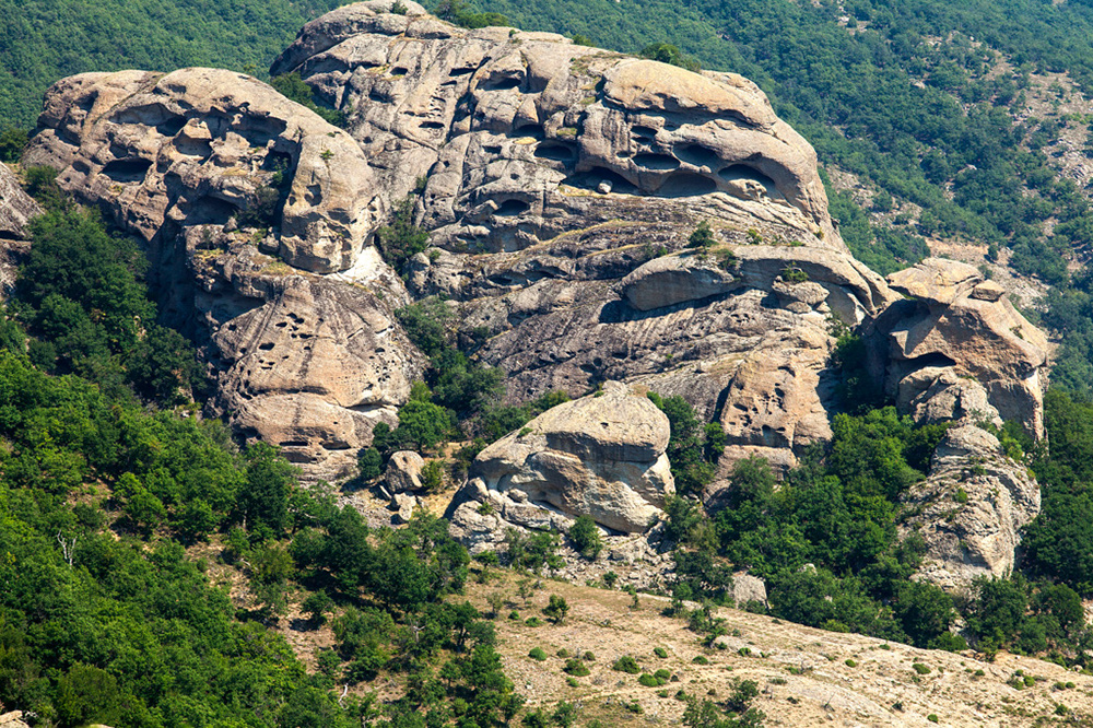 Πεζοπορία στα Θρακικά Μετέωρα από τους: Hiking Adventures- Nestos Rodopi Thrace και Ορειβατική Λέσχη Ξάνθης