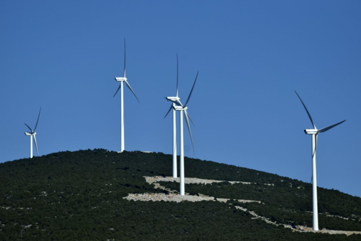 Δρ. Χρήστος Κολοβός: “Τα αναξιόπιστα αιολικά και το κρίσιμο ερώτημα”