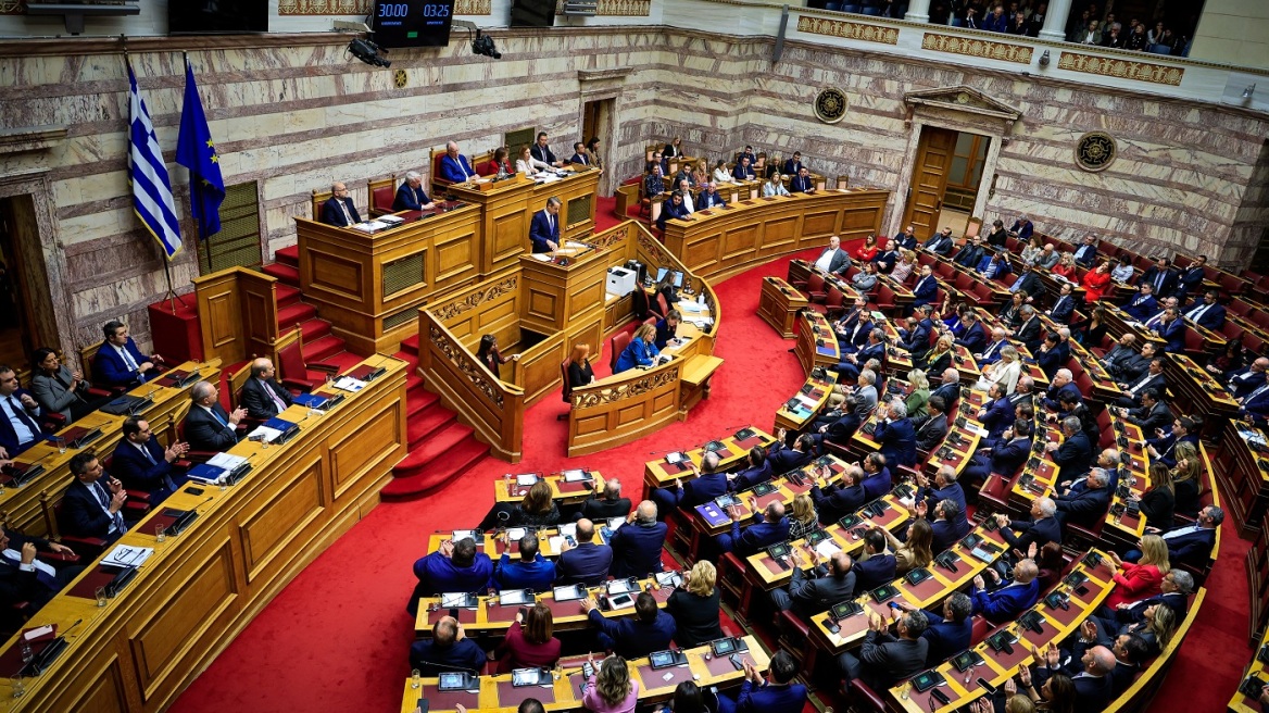 Η πρώτη δημοσκόπηση για τους 3 υποψηφίους για τη θέση του προέδρου της Δημοκρατίας