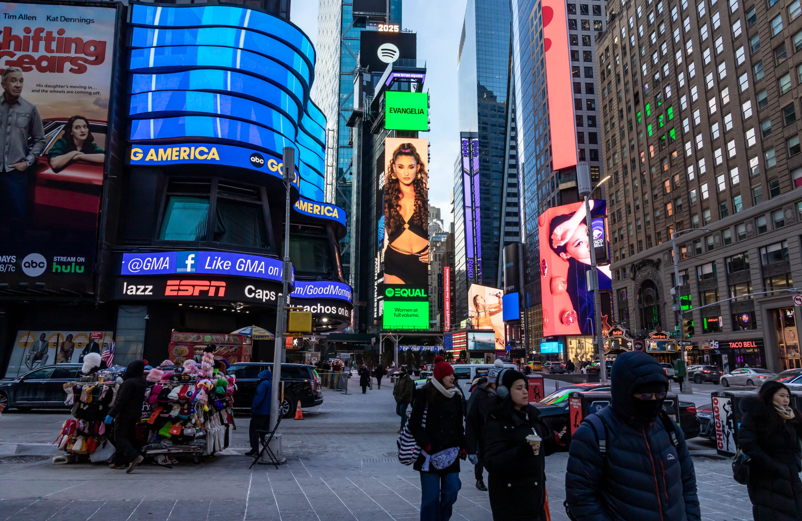 Η ταλαντούχα Evangelia στο Billboard του Spotify στην Times Square! (φωτος)